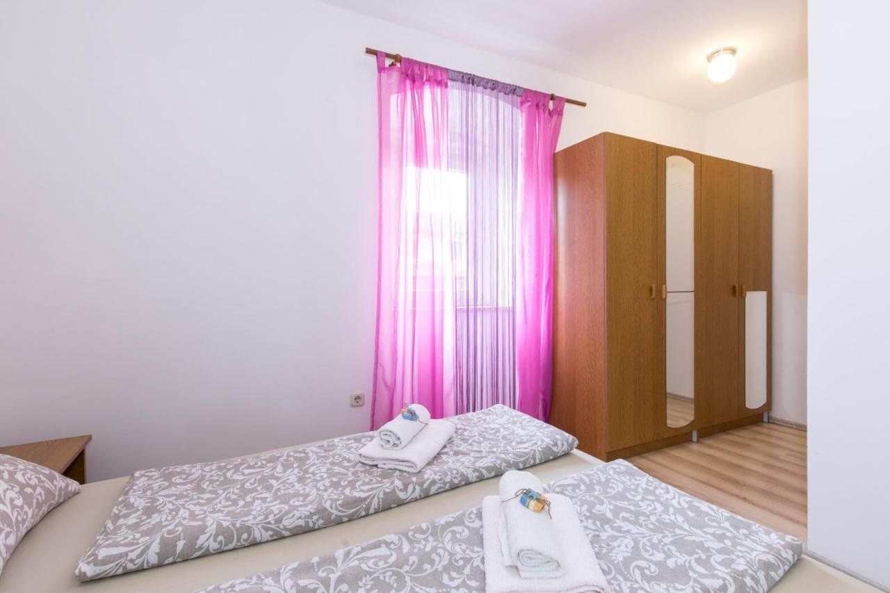 Pape Punat Apartmani I Sobe Exteriör bild