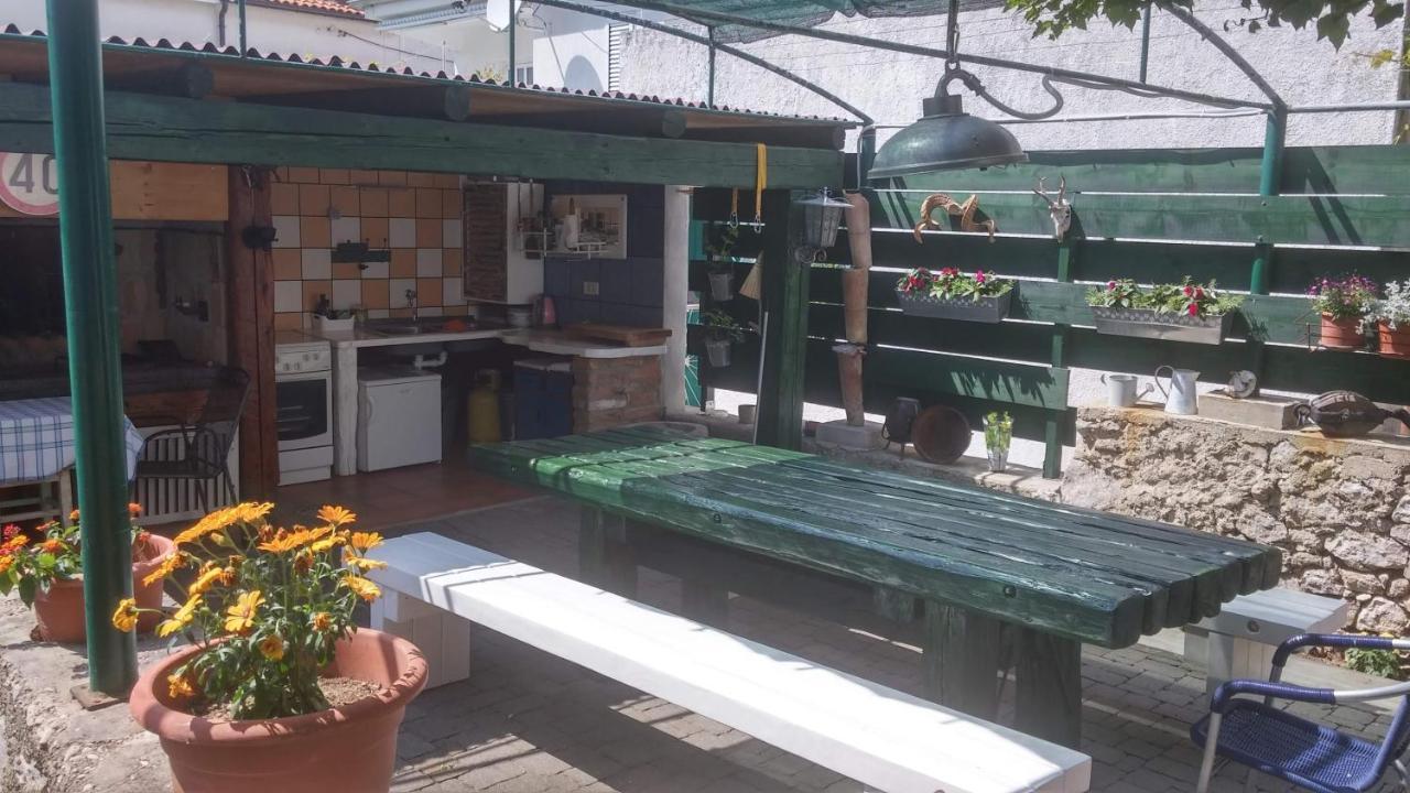Pape Punat Apartmani I Sobe Exteriör bild