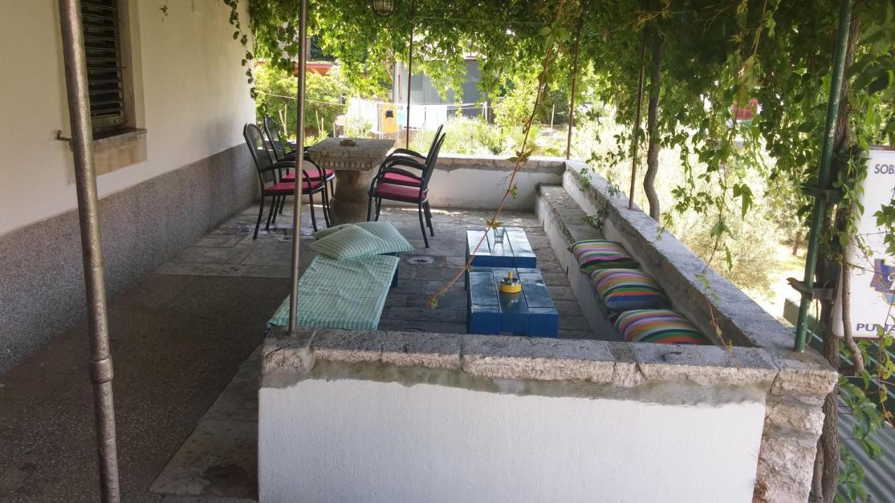 Pape Punat Apartmani I Sobe Exteriör bild