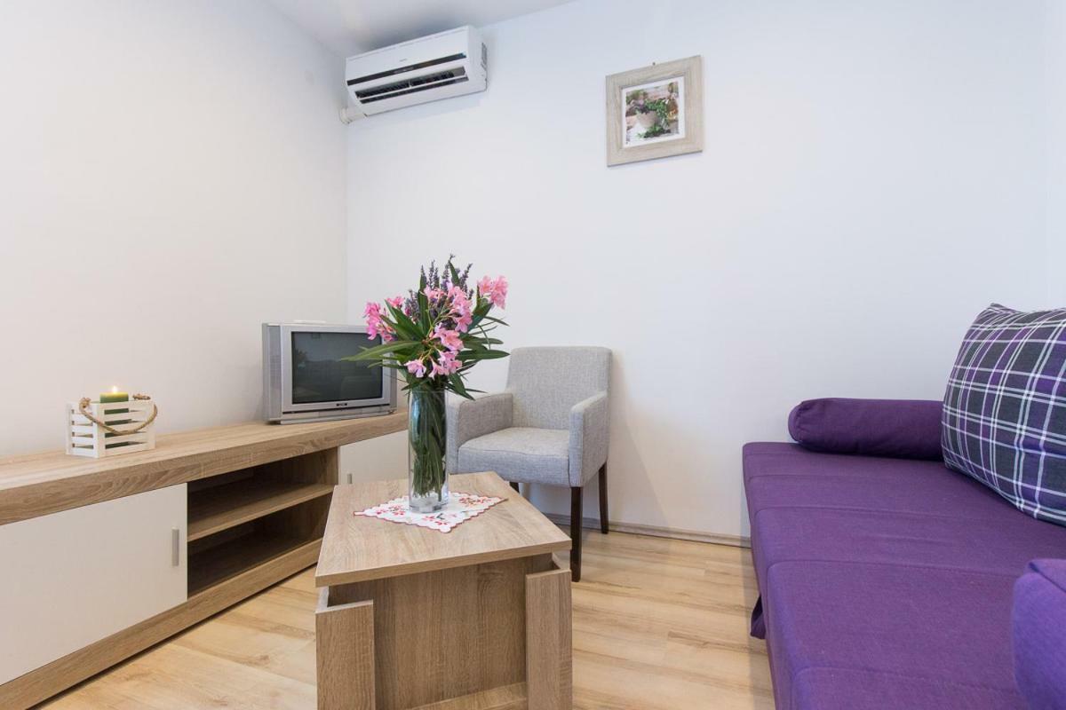 Pape Punat Apartmani I Sobe Exteriör bild