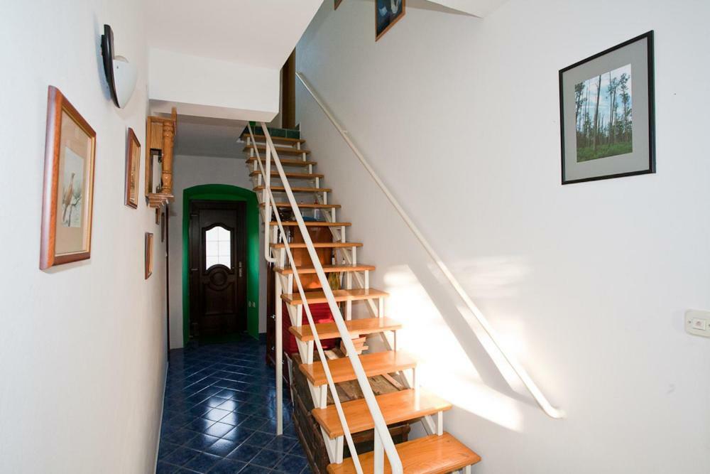 Pape Punat Apartmani I Sobe Exteriör bild